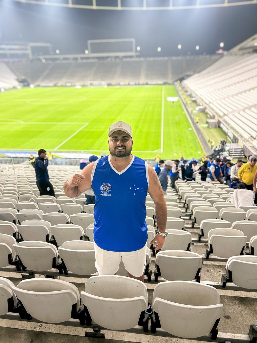 LuizFilCEC1921's tweet photo. #DiaDeCruzeiro  🦊💙
@Cruzeiro https://t.co/9rc2DkmSYI