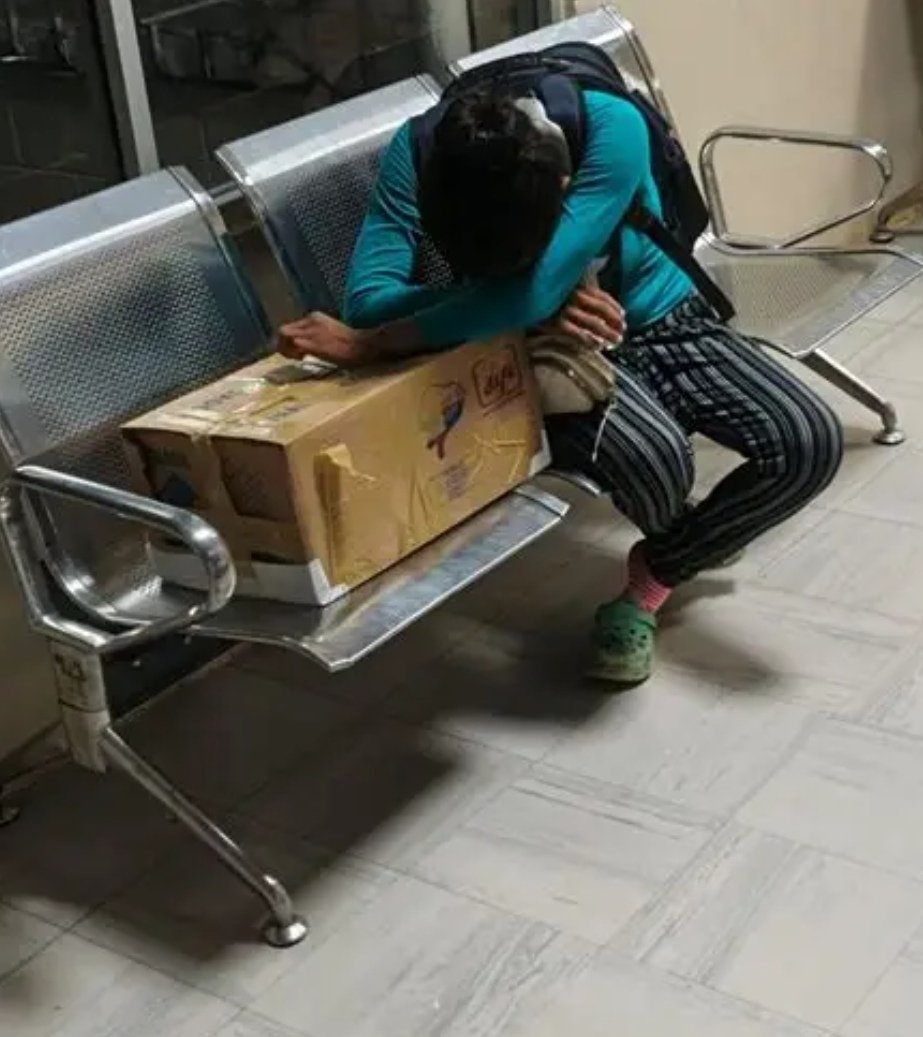 VVwilliams7026's tweet photo. Llaman fallecimiento lamentable por cierto, a la pérdida del embrión que ya tenía nombre Stefano Noboa Valbonesi, no quisiera pensar que quieran usar este hecho en beneficio a la imagen de Noboa, sobre todo cuando muchos niños mueren en el pésimo sistema público https://t.co/DXnFM3XAab