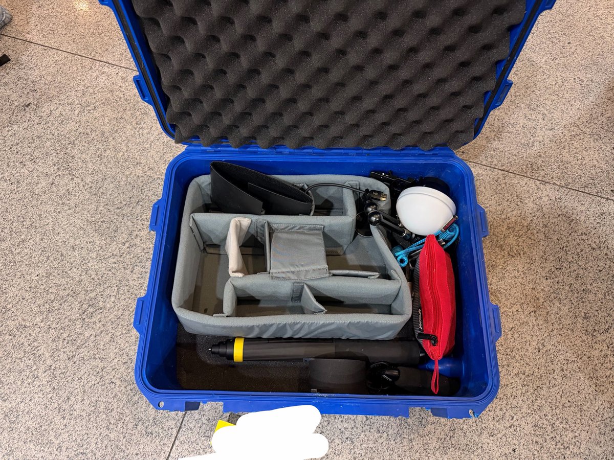 jonsteingard's tweet photo. Can confirm - don't check valuable gear through Johannesburg. Baggage handlers broke the lock off and stole my medium format and 35mm camera, along with some other gear. Hoping 
@Delta can help cover the loss. https://t.co/FDXWwEwOPP