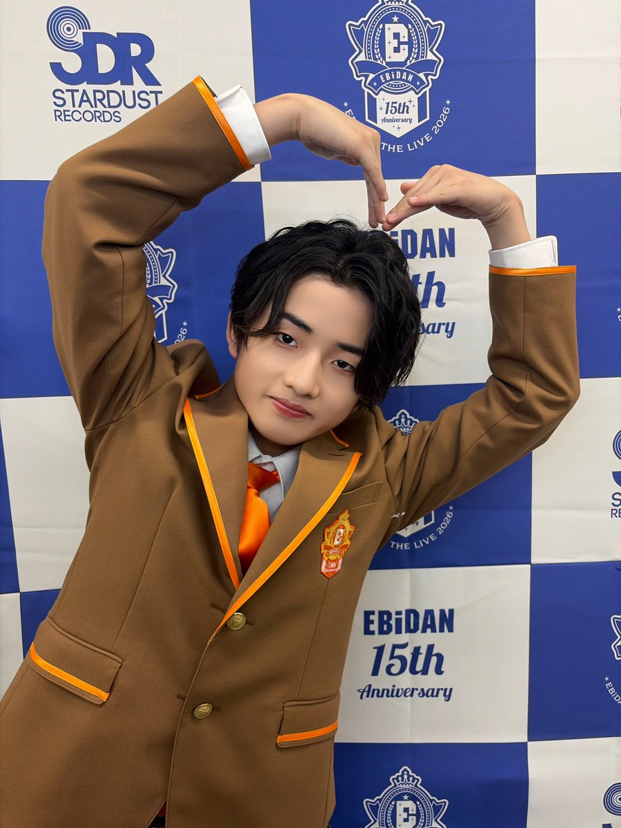 iiondo_official's tweet photo. 【🔸メンバー紹介】

#堀蒼寿 / Hori Soju
🫧独自路線を突き進む

『堀蒼寿を一問一答で深掘ろう！』
🫧マイブームは歯磨き🪥
↓続きはこちら！
🔗https://t.co/furxES3Dtg

Instagram : https://t.co/fskIW1y2yY

#iiONDO
#はつ恋ONDOの夏が来た
#EBiDAN
#エビライ2026 https://t.co/zo7SmM6KEj