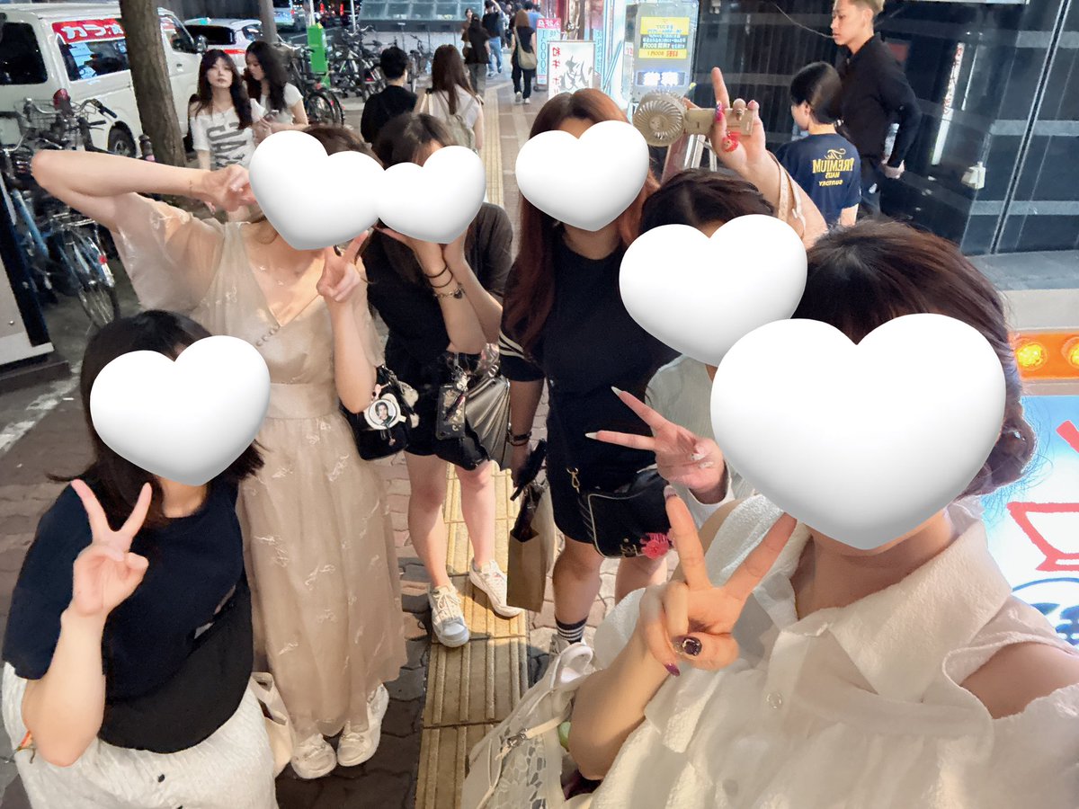 v_dododon's tweet photo. 0815💐大阪ファンミ
ここから景品なしだけど続けまーす。6！ビンゴなんだけどwが楽しいピークでした😃✌🏻
ファンミ後のはやちるとゆめギャの合コン（？）が最高すぎた(´δ｀)人( ´艸｀)
早くメトロボーイ聞きてェなあ← https://t.co/pdmWUyrIRf