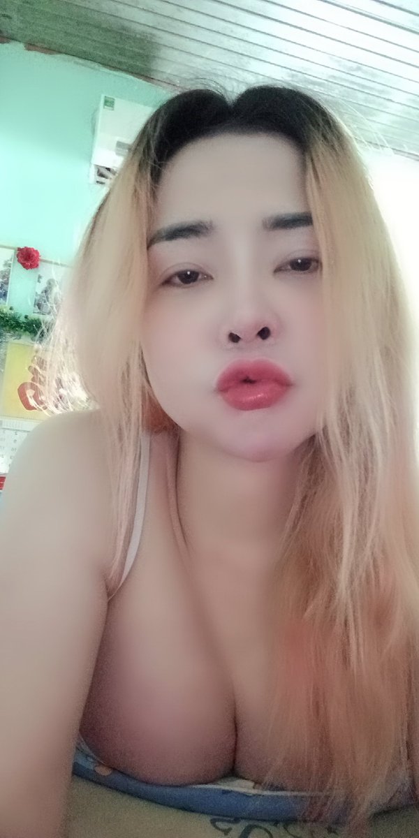 Hoangngoc1209's tweet photo. Ngủ thôi mấy bé ơi https://t.co/jsqwG8Jw4V