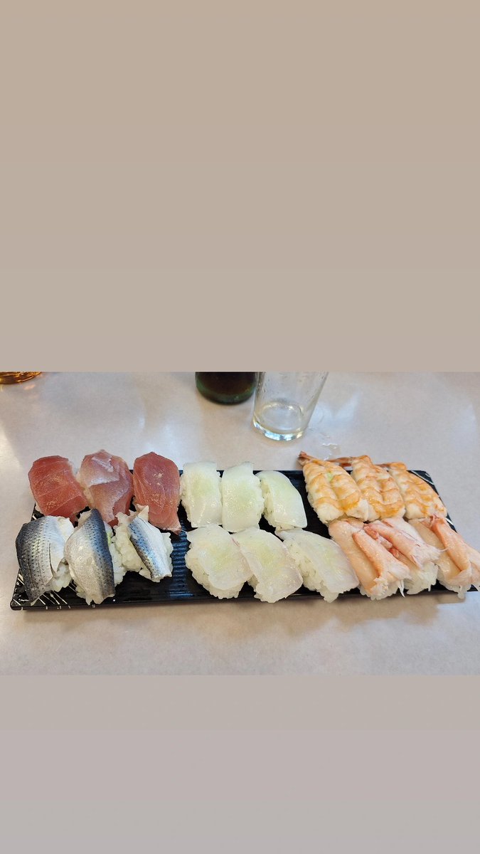 blx_wolf's tweet photo. 美味しかった

#大阪　#グルメ #寿司　#ピザ
#ビーフシチュー https://t.co/QCfeVPSivd