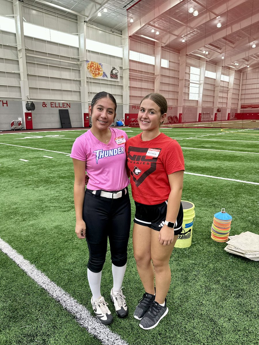 MichaelJacobso's tweet photo. Scenes from @NIUSoftball camp this weekend: @CPLAthletics reigning 🥎 Rookie of the Year @eleanorj2029 and Pitcher of the Year Mick Power. 💪🔥Great camp, Coach Gleason! @MaxPreps #fastpitch #softball #pitcher #gohuskies #lefty #classof2029 https://t.co/Dzf2uGiBBF