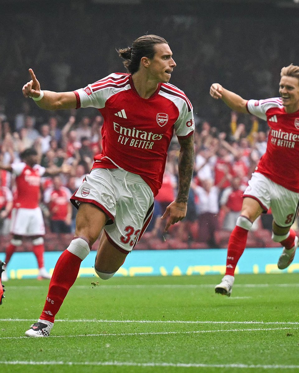 DuelbitsSports's tweet photo. 🚨 HT: Arsenal 2-0 Manchester City

A much more dominant Arsenal side but another half to go 🚀 https://t.co/k9iyrZciso