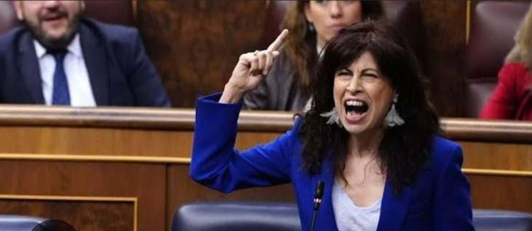 PUEBLAdibujante's tweet photo. ¡¡VERGÜENZA, VERGÜENZA, VERGÜENZA!! https://t.co/DZNuHCfQr8