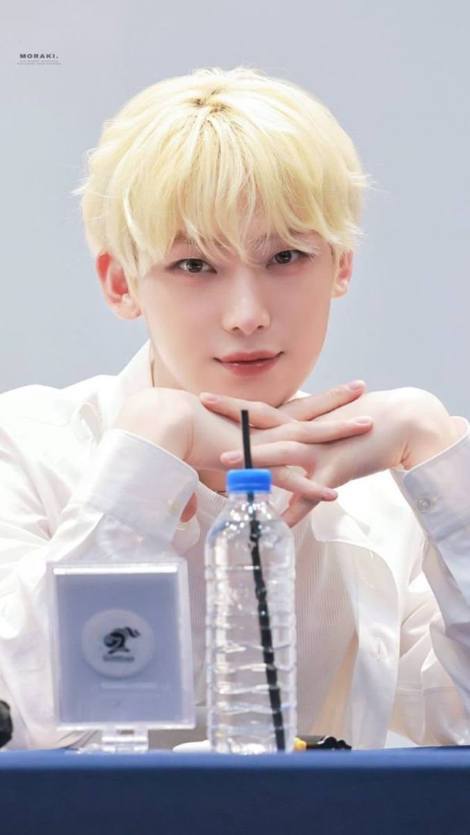 wonniesgardn's tweet photo. best thing about orange sunoo is that we're four showers away from blonde sunoo. https://t.co/RmBvIzyZnG