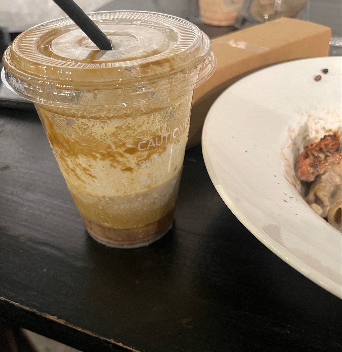 ondeugendgrl's tweet photo. 😋 https://t.co/MtriGiefAV