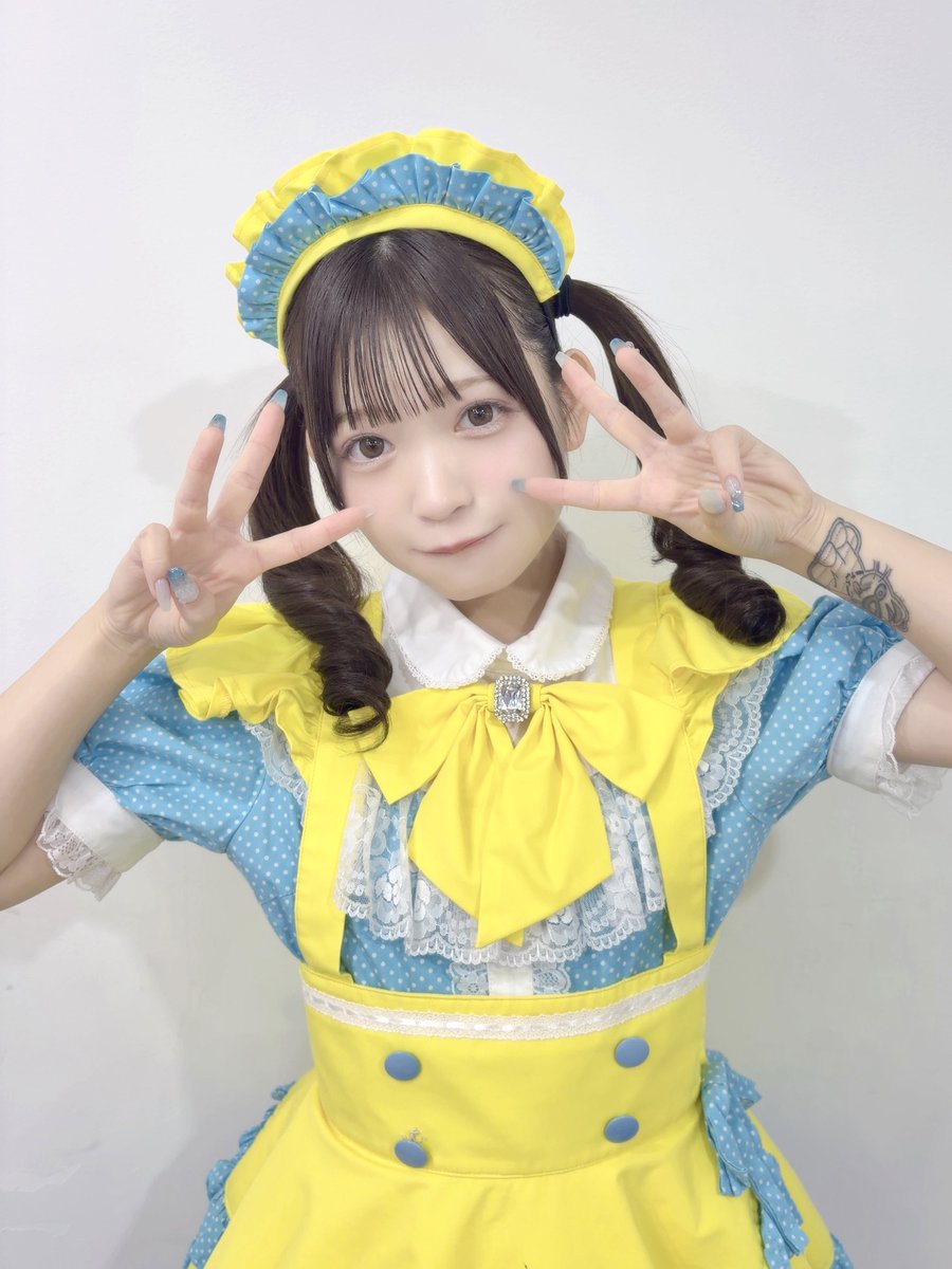 karasaki_ami's tweet photo. 周年お給仕ありがとうございました𓈊ˊ˗

みんなと一緒に過ごせた時間が本当に幸せで改めてニコぷりを続けられたこと、そして応援してくれるみんながいる事のありがたさを感じました🥲♡

お給仕を通して近くでお話したり、一緒に笑ったりできる時間もだいすきだよ！

来れなかった方もまたの機会に♡ https://t.co/tEp99IDeJz