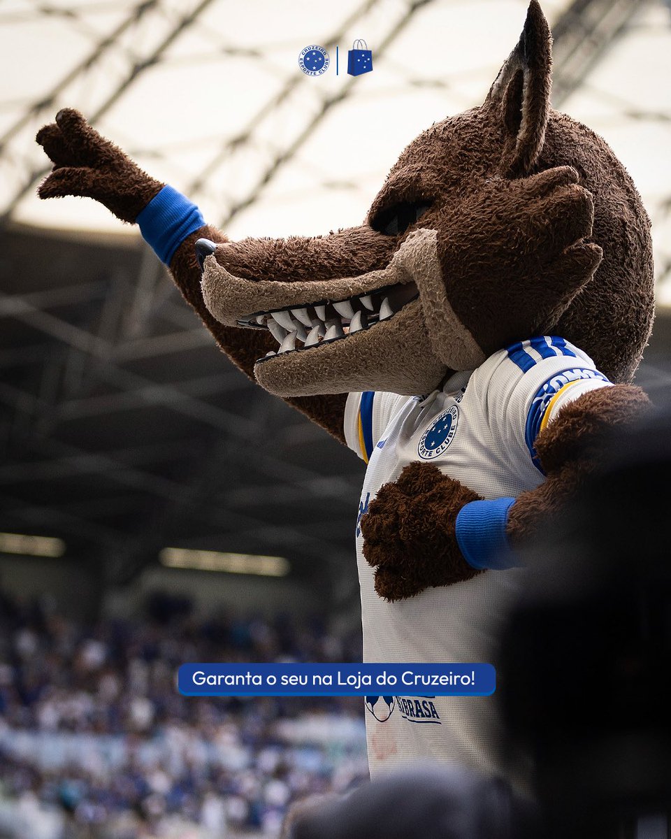 Cruzeiro's tweet photo. Dia de Raposa em campo! 🦊💙

Vem garantir a nova camisa do Cruzeiro e apoiar o Cabuloso! 🛒 https://t.co/lFzJKL7GUW https://t.co/MMVA2KYgm9
