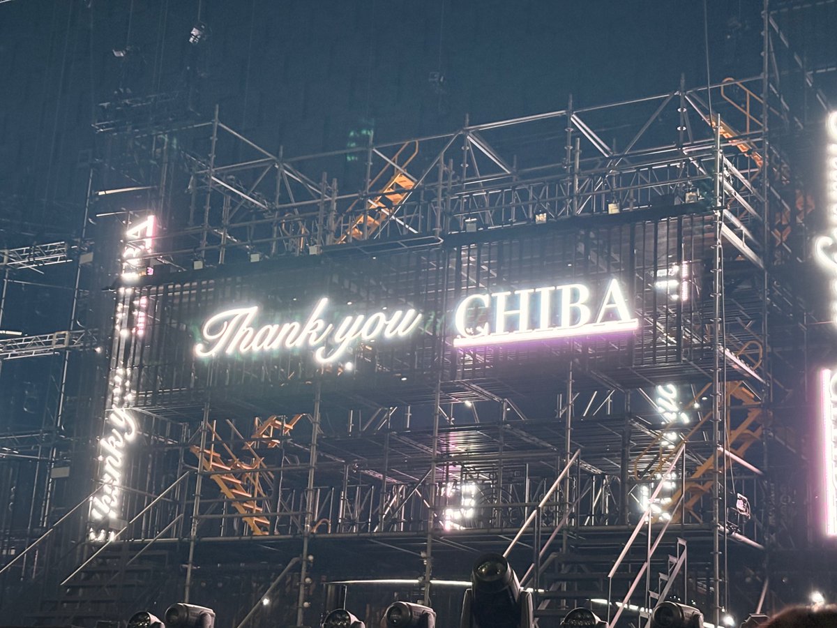 96shinrin's tweet photo. 国立からさらに縦横無尽に進化した櫻ちゃん、パワフルで美しかった！
前から3列目でした…目に焼きつけた🌸

天ちゃん反応してくれて、私？と思ってペンラ振ったら同じ速度で手を振り返してくれて泣いた、好き！！！

#櫻坂46_Whatslonesome
#Sakurazaka46 https://t.co/IMi7QDly2q