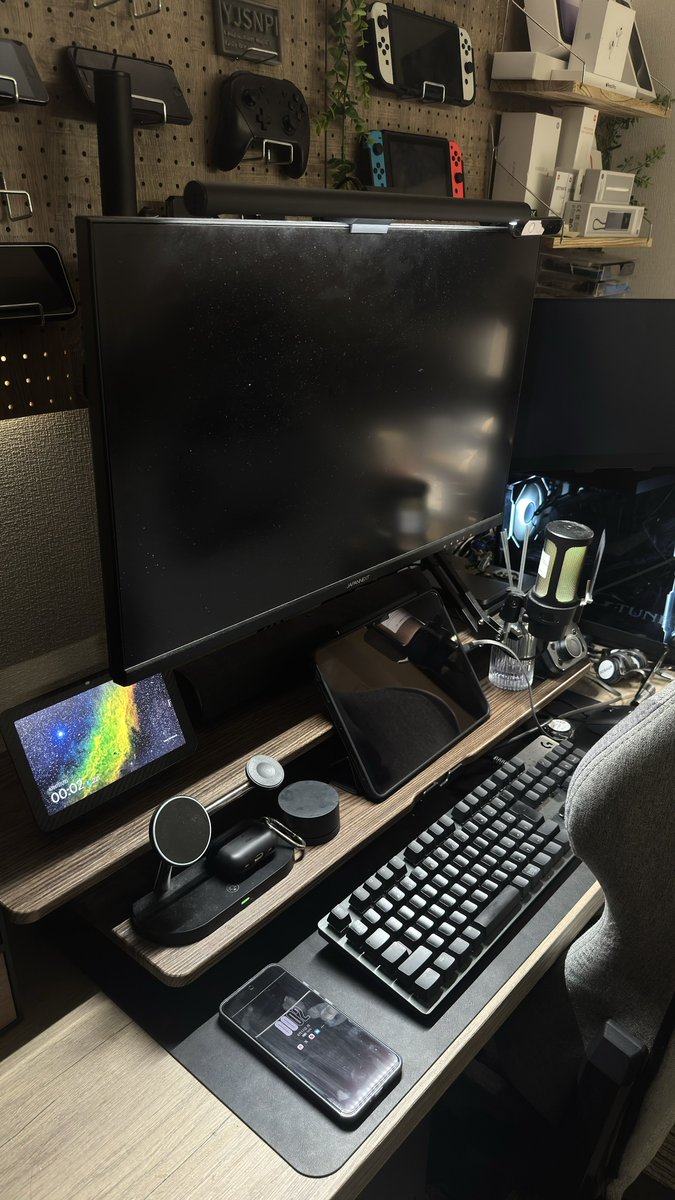 hiroton_ex11p's tweet photo. おやすみなさい🌙

#desksetup https://t.co/GstJVFtwtY