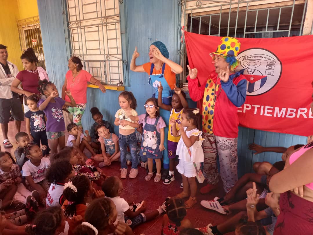 GHNordelo5's tweet photo. Ya casi se terminan las vacaciones, y en nuestras comunidades se multiplican las actividades para los más pequeños. ¡Sí se puede! #CubaNoSeRinde #Cuba #CDRCuba 
#MiBarrioPorLaPatria https://t.co/tUWVJNhsRQ