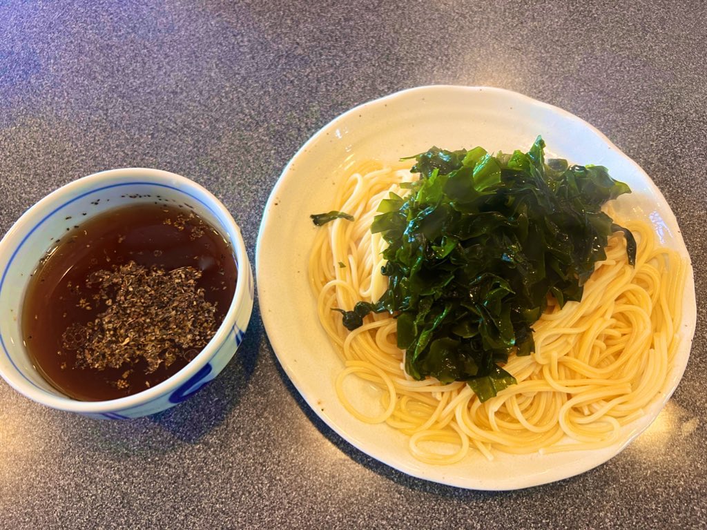 meijichakan's tweet photo. 明治茶館には
『ラーパス🍜』
という『つけ麺🍜』がありましてだね、病院の先生に、食べちゃダメと言われておるんじゃよ😭
#つけ麺
#ラーメン https://t.co/FvzYsOMgCl