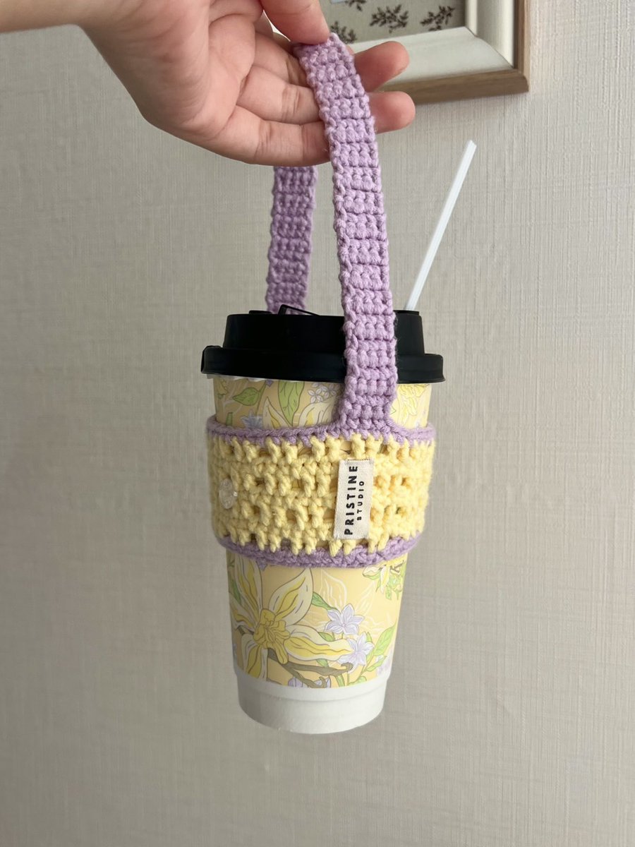 pristinebyaan's tweet photo. They’re finally here! 🎀✨

Pre-orders for our Handmade Crochet Cup Sleeves are OPEN! 10 two-tone colours to choose from! Ready in 1-2 days (depending on current demand)

🧸 Cup Sleeve only: RM15.00
🧸 Add-on Heart Charm: +RM4.00

🛒 Click here to order: https://t.co/jaP3LKj6jy https://t.co/I5x8a69oz8