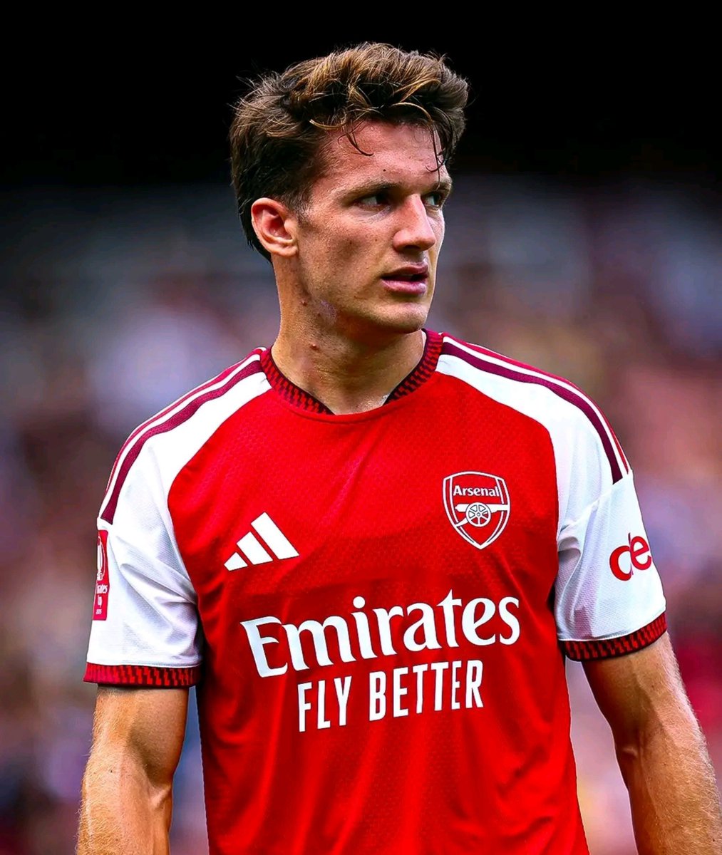EricJohnPaulB's tweet photo. Christos Tzolis’ impressive start at Arsenal continues: 

⚽️️vs Girona (pre-season)
🅰️ vs Real Betis (pre-season)
🅰️ vs Borussia Dortmund (pre-season)
🅰️ vs Man City (competitive debut) https://t.co/EyDHWYeMVm