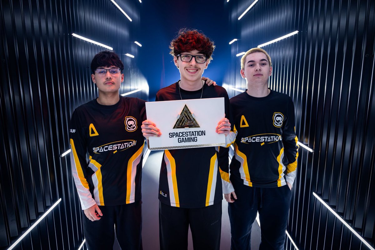 TheBopPops's tweet photo. 8 YEARS AFTER ENTERING RL, SPACESTATION GAMING HAVE MADE THEIR FIRST EVER LAN FINAL AS AN ORG ‼️

CAN DIAZ, ZACH, AND REVEAL WIN IT ALL TODAY???? https://t.co/rR39NfDn8u