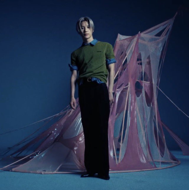 6v6zone's tweet photo. taemin said let me show you what a real concept looks like https://t.co/bqKCFksl8N