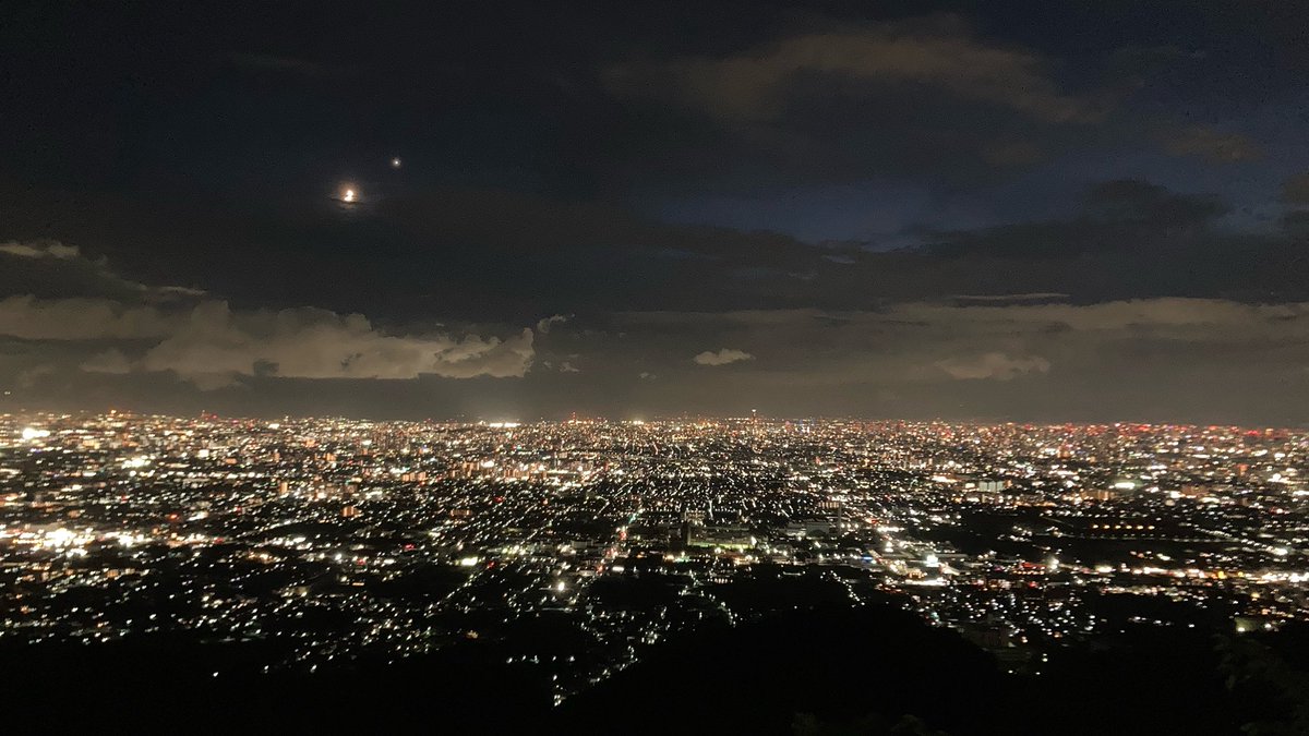 N371112S's tweet photo. 夜景 https://t.co/lugG8x20HD