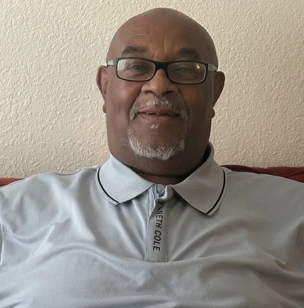 FAMMFoundation's tweet photo. ✍🏽 #FAMMblog
Keep Them Home Part 2: Clifford Darden &amp; the Need for Clemency

By Ann Espuelas, Vice President of Family Outreach and Storytelling, FAMM
https://t.co/FcF2ebEw5x

#KeepThemHome #ClemencyNow https://t.co/n9ZIFRmwDh