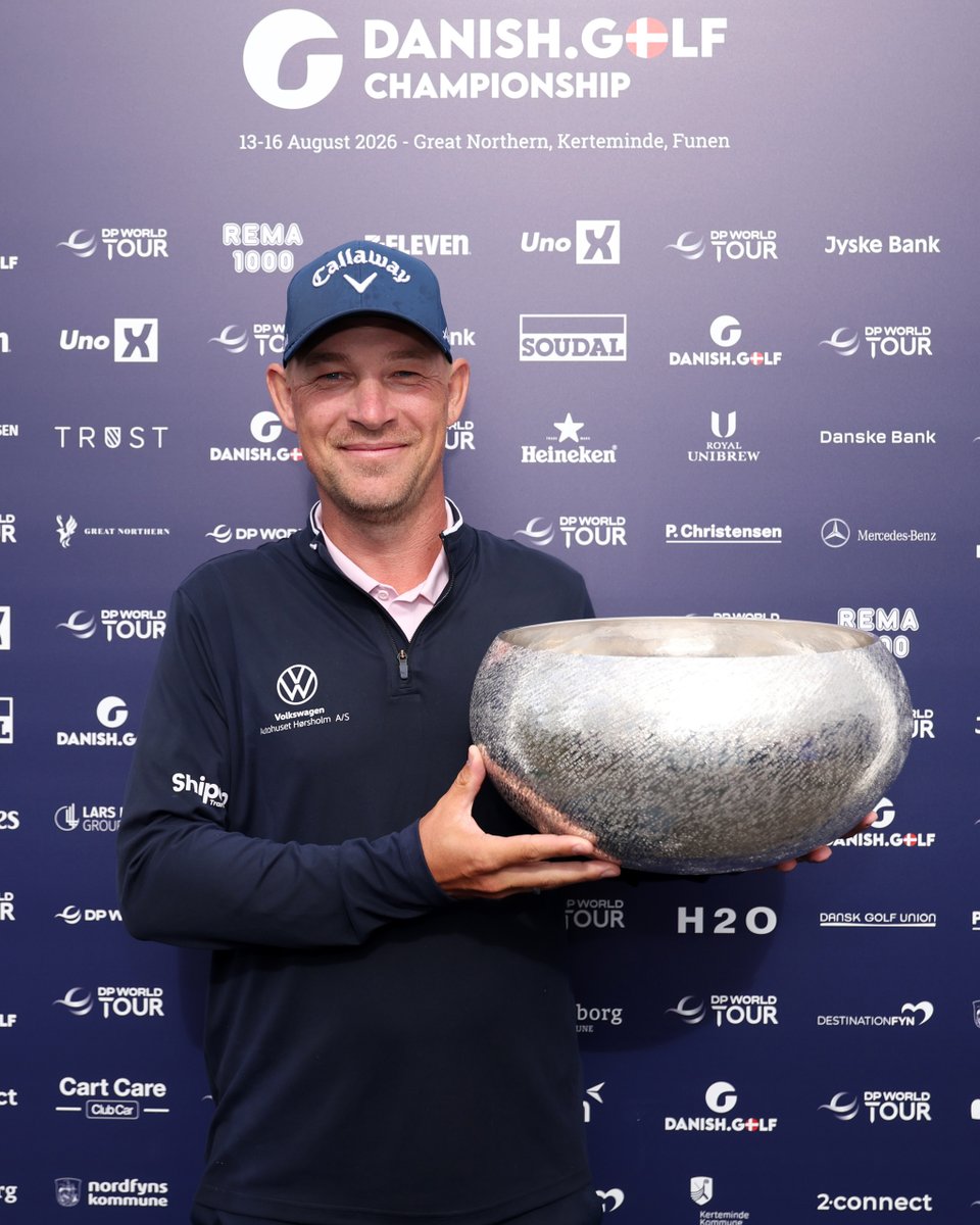 CallawayGolfEU's tweet photo. HOME SOIL HERO 🦸‍♂️

Jeff Winther claims his 2nd DPWT win at the Danish Golf Championship.

An 🦅 on the 16th made for a colossal last few holes at the Great Northern to claim victory, Congratulations Jeff!

🏆🏆 

#TeamCallaway https://t.co/gdykY0d1gO