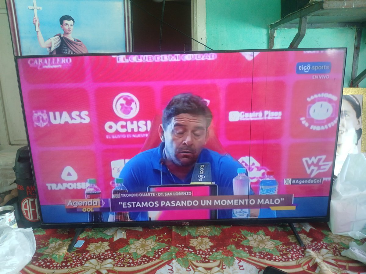 Diaz8Ruiz's tweet photo. @TigoSportsPY #AgendaGol Ganó el Ciclón y Santi esta feliz Queremos ganar la pelota La sonrisa de un niño es la paz del mundo ⚽️⚽️ Que se venga a mi casa la pelota para mi futuro Crack ⚽️🥇🏅💙💙 https://t.co/24BwAIsFrF