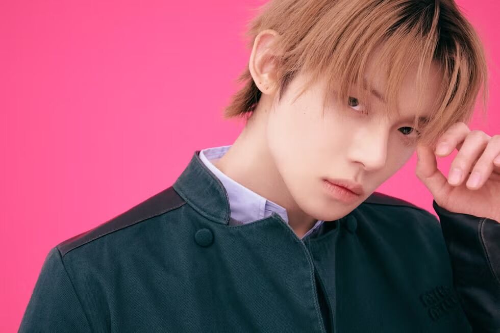 ellejapan's tweet photo. #TOMORROW_X_TOGETHER が日本5thシングル「#セツナハナビ」をリリース🎆　#YEONJUN が7周年を迎えたグループへの想いとメンバーとの関係性を語ってくれた、6月号特別版のデジタル限定インタビューを振り返り💭
#TXT #Setsuna_Hanabi

▼記事はこちら
https://t.co/UaOL85zYdm https://t.co/9eo6eRQg84