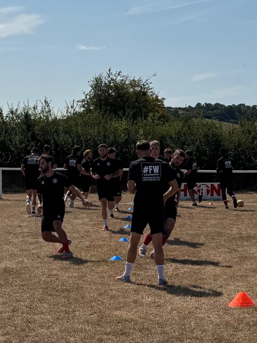 TOTTERDOWNUTD's tweet photo. Our new warm up tops which we put out to raffle for Sponsorship! The club bought a square for @AS_FootyReview and it won ๐
Weโll be repping these for both teams before each game, hopefully raising more awareness for the great work Stoner does ๐โค๏ธ๐ค
#UTT https://t.co/sYGdQHhm9f