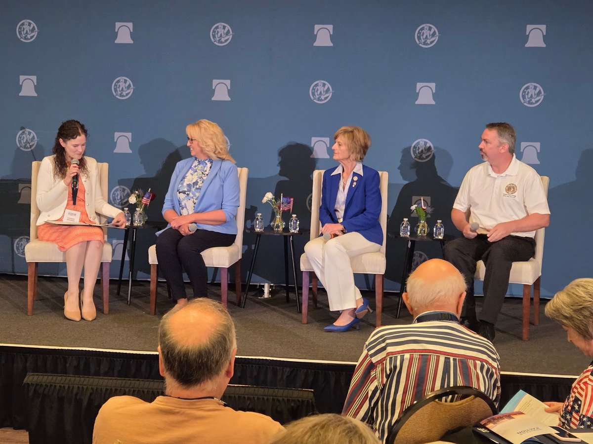 CJheartart's tweet photo. Honored to join two incredible lawmakers @BLaubinger1821 @JamieRayGragg on the panel at #SentinelNation to champion pro-family, conservative solutions that protect our values and strengthen families. Encouraging weekend in St.Charles! https://t.co/aCltafoP7R