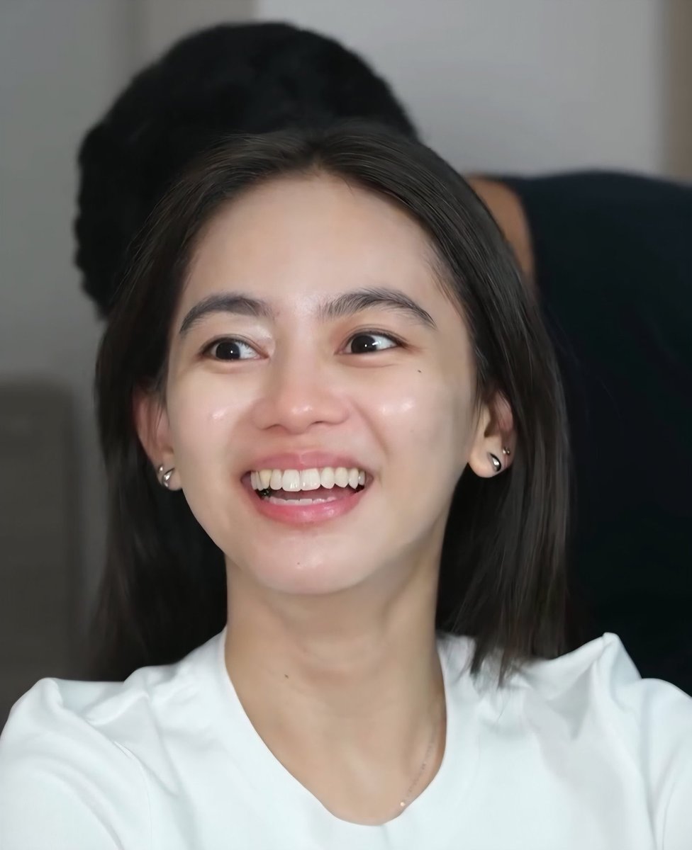 itzme_aice's tweet photo. Walang halong preservative, all natural 😍
With or without make up maganda ang mutya namin! Beautiful inside &amp; out pa! https://t.co/N5Rnt8fc4e