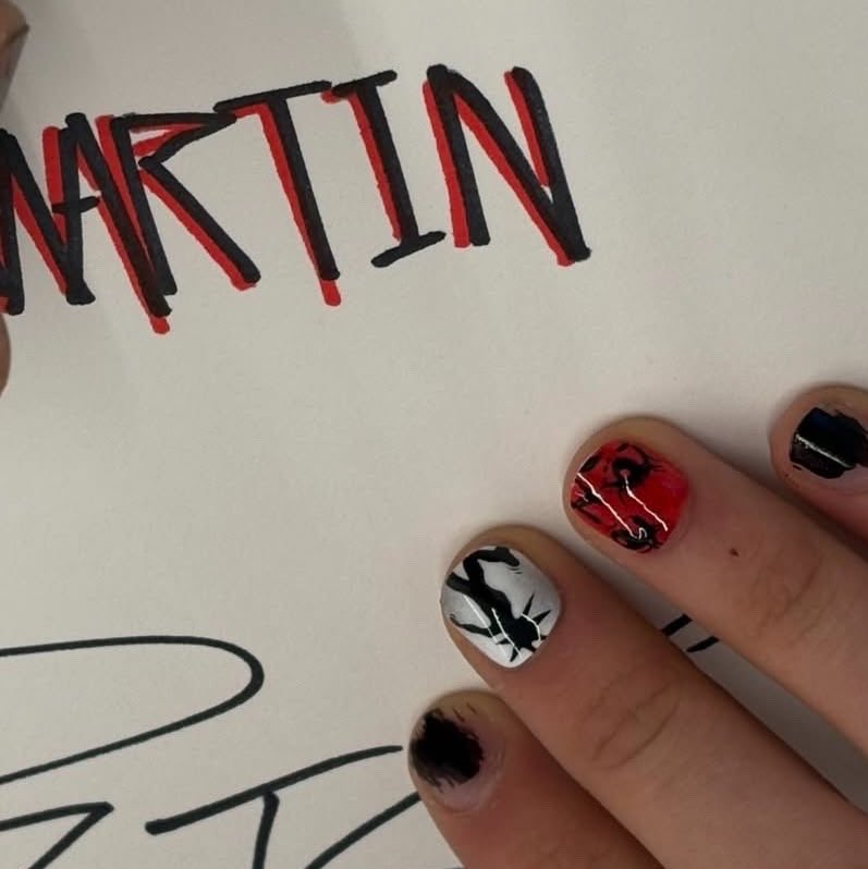 edwrsmartin's tweet photo. nails always reflect him style https://t.co/2bFYpZ6zZp