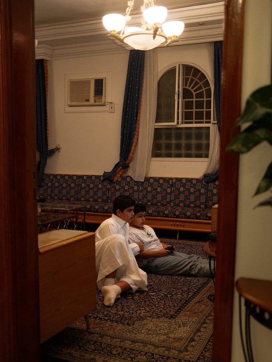 badahv tweet picture