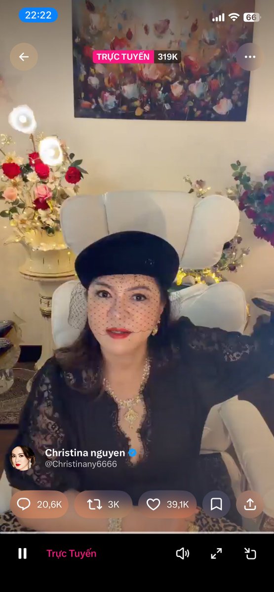 lvtt4k2's tweet photo. HOT HOT HOT 
ae follow hóng tin hot nào
cô hằng đang live
ae nào k xem đc fl mình đăng lại nhé
@Christinany6666 https://t.co/LMLzKnEXk9