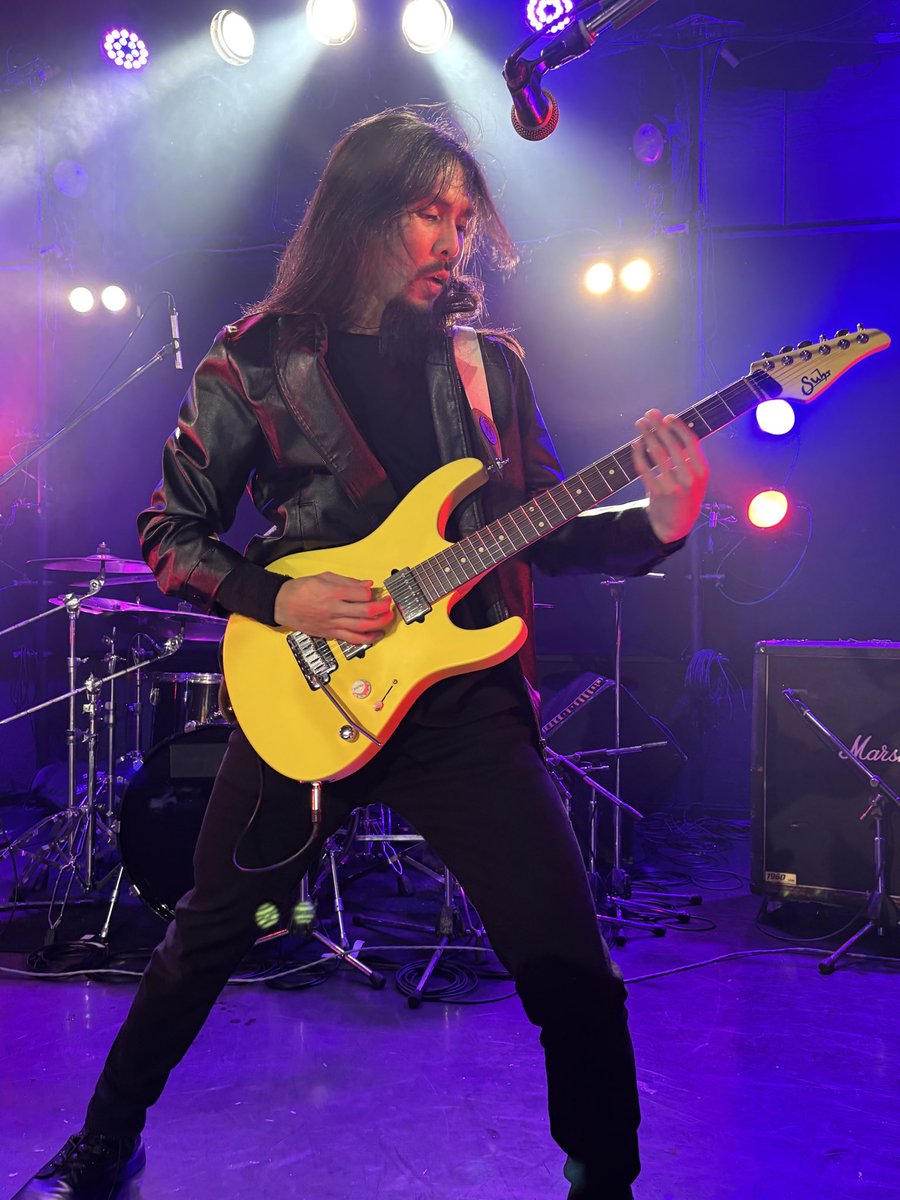 reikozzy1's tweet photo. 2026.08.15 ENDALL "HAIL MIND"リリースツアーin 西川口に参戦！ENDALL本当にかっこいい🔥本当に毎回進化してて素晴らしい！岡ちゃんは黄色いギターで登場！今日もギターがなきまくってました！感涙🥹
対バンのバンドもどのバンドも素敵🤘ENDALLのセンスの良さが秀逸✨✨
次のライブが楽しみ🔥🔥 https://t.co/7u3OYlSgPI