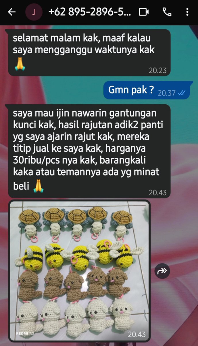 Solalilali_sol's tweet photo. Temen-temen minta tolong bisa dibantu beli / qrt yaa, ini ada ganci lucu amigurumi buatan adik-adik panti di Bogor seharga 30rb/pcs. Barangkali ada yg minat bisa hubungi Pak Jeli Gojek ya. Kebetulan aku pernah beli kelinci di tempat beliau dan bagus hasilnya 😁

Terima kasih 🫶🏻😘 https://t.co/t4NKocAGTa