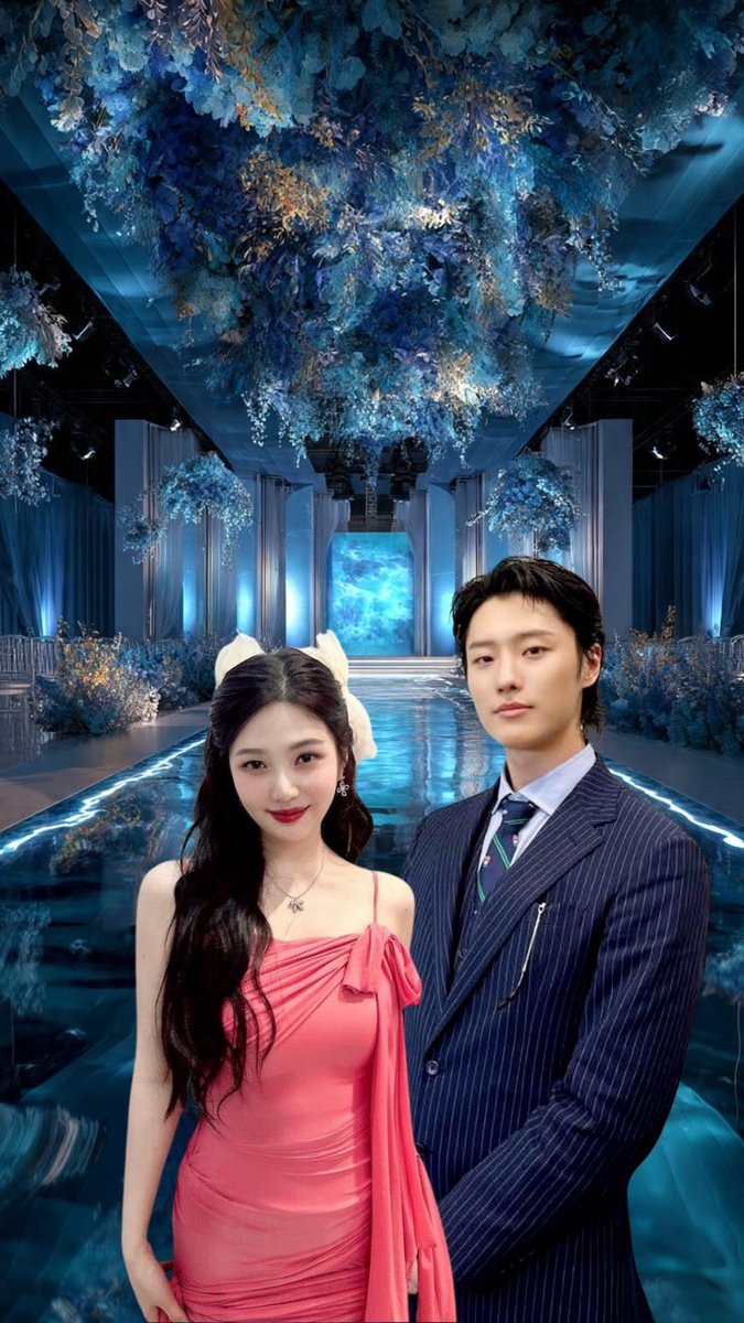 woodzwnm's tweet photo. Finally we got to try the photo booth. Yeehaw. 

#AREStedbyEmmie https://t.co/msKP8sMOGx