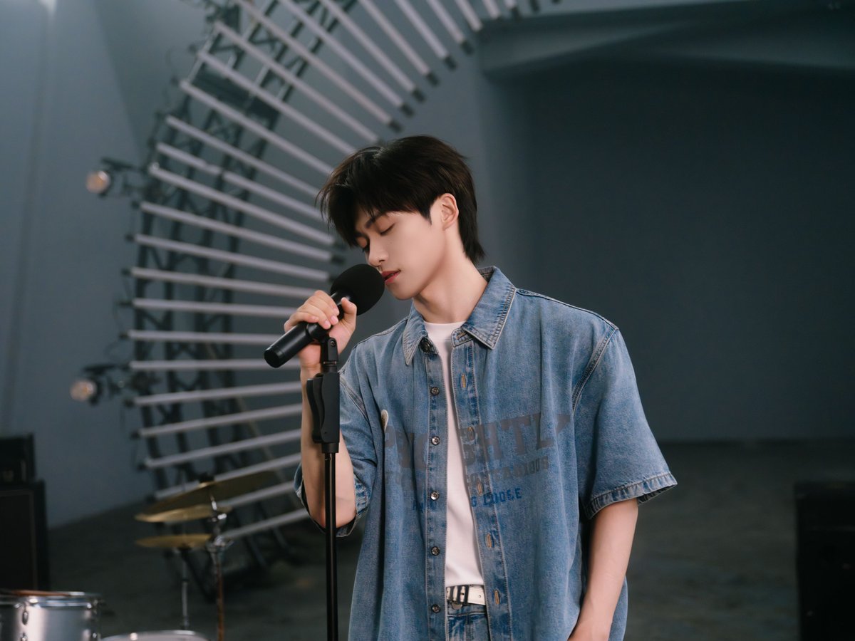 YUNIHouse_0706's tweet photo. อีกไม่ถึงครึ่งชั่วโมง เราจะได้ฟังเพลงใหม่กันแล้วนะคะ

ใครยังอยู่บ้าง 🙌🙌

1 รี 1 เมนชั่นรอเพลงใหม่กันค่ะ

ZIYU RUN IT FORWARD
#ZiYuRunIt https://t.co/CvU1smlEXJ
