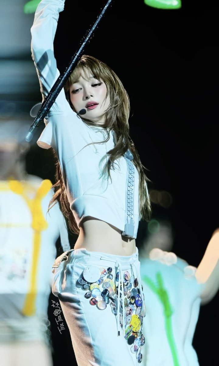 whitenoisesss's tweet photo. EXACTLY MY DANGEROUS TYPE https://t.co/qdHqbaB1Ci