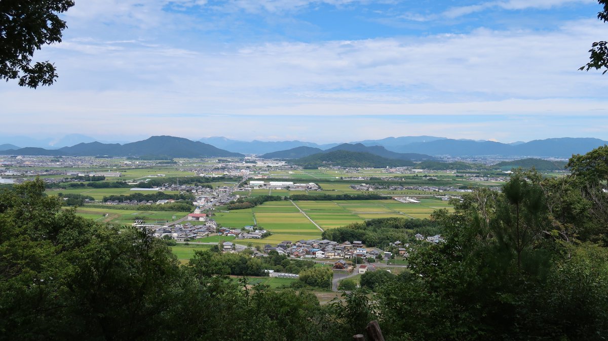 endo5151's tweet photo. 山に登って竜王宮に参拝してきました。
どこにも言えることだけど、行ってみないと気がつかないこと、感じられないことはたくさんあるね🙂 https://t.co/lfbXW4pEZI
