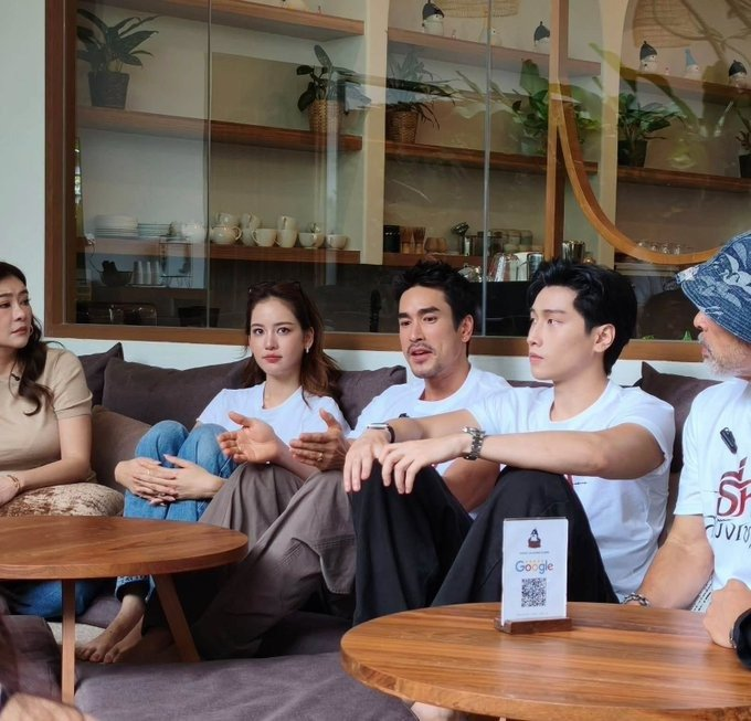 Bibleinterfc's tweet photo. It seems they've already started recording promos 🥰

#biblewichapas #bsumone @biblesumett
#ธี่หยด #สมิงเขาขวาง #ธี่หยดสมิงเขาขวาง #ไบเบิ้ลวิชญ์ภาส https://t.co/0baSWpfk1i