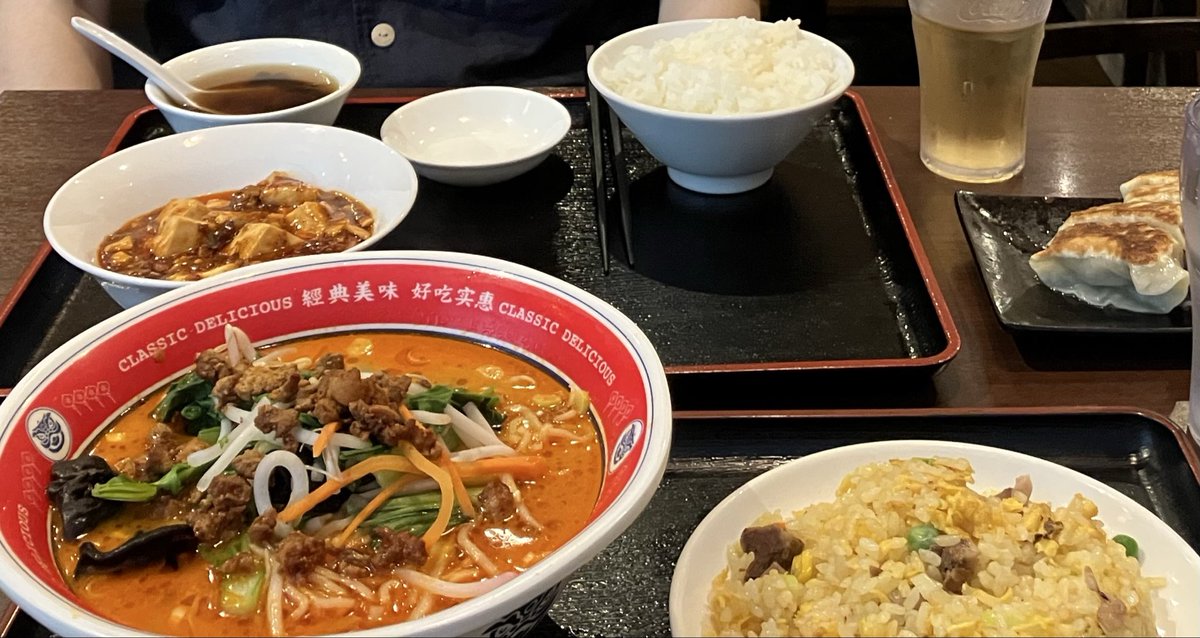konitsubaki's tweet photo. 今日はITパスポートの試験受けに横浜へ！
結果は多分合格🥹💮
結果見れるけど合否書いてなくてわからん！基準はギリ満たしてる☹️

試験後は兄を召喚してニトリとワークマンで爆買いして中華食べた😋🍜🥟
合格で会社からお小遣い貰えるけどそれ以上に使いそう💸💸💸 https://t.co/2pagIuAX0D