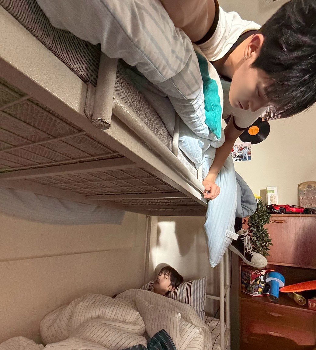 xikers_official's tweet photo. [#수민] 생일 축하한다 
#xikers #싸이커스 https://t.co/vd0joI71Qi