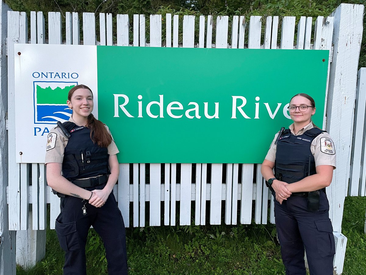 RideauRiverPP's tweet photo. Names: D. Chartrand and A. Isabey
Department: Enforcement
Years in Parks: 4 and 1

Recommendation for visitors: Be a good campsite neighbour! Help make the campground a welcoming place for everyone 🏕️ 

#staffsunday #ontarioparks https://t.co/a6VxH98AeA