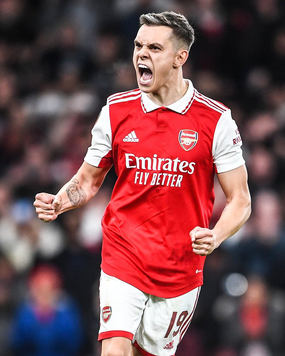 Footballera0's tweet photo. Arsenal replacing Trossard with Tzolis is one of the most perfect player profiling i’ve ever seen in elite football.

Efficiency for efficiency 
Intelligence for intelligence 
Output magnet for output magnet
31 years old 24 years old.

Absolute perfection. https://t.co/5LOGDLUVt4