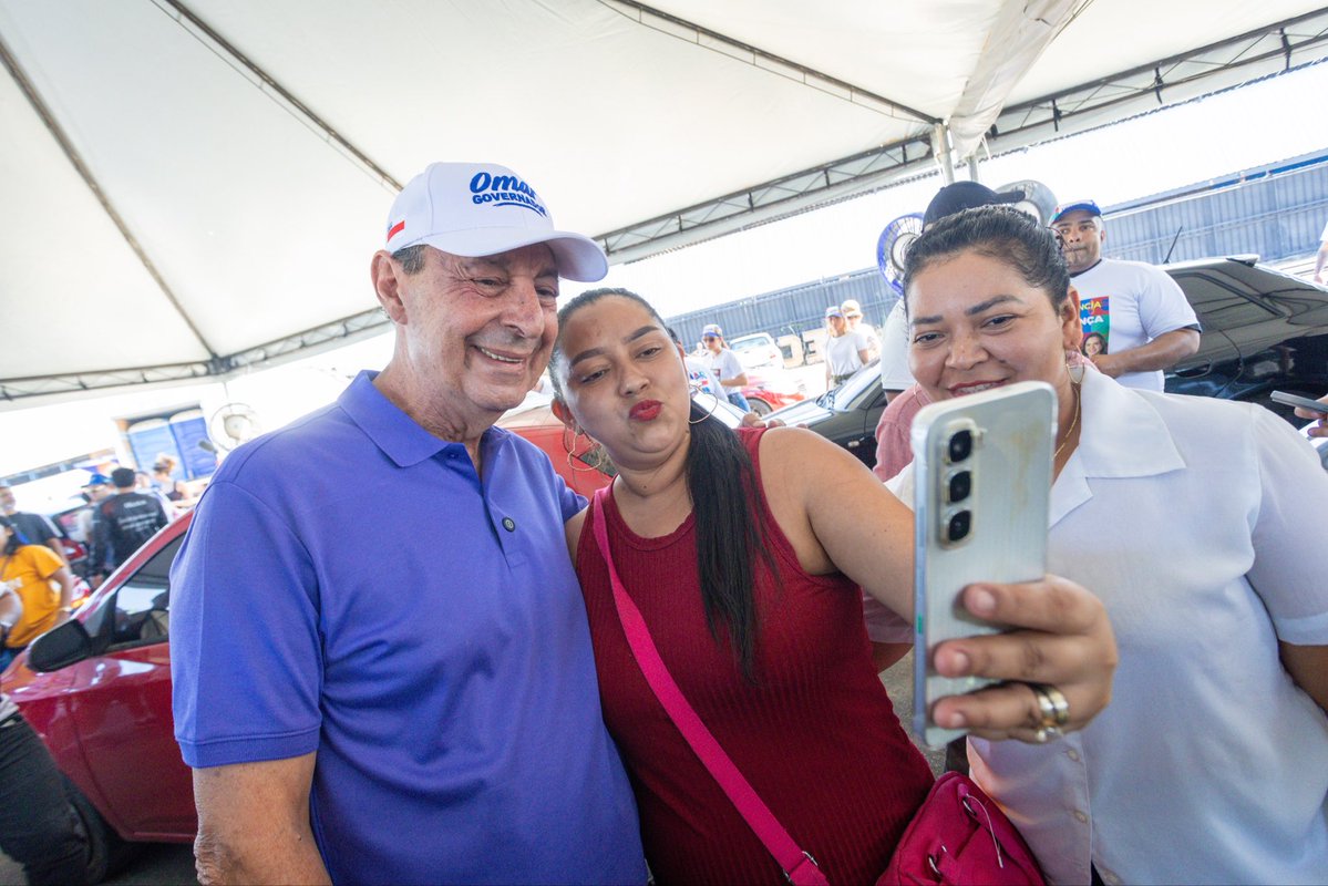OmarAzizAm_'s tweet photo. Que alegria ver tanta gente chegando junto e colocando o 55 nas ruas.

Esse adesivaço cheio mostra a força de quem acredita que o Amazonas pode ser forte de novo.

Obrigado pelo carinho e pela confiança. Vamos juntos! https://t.co/uUiZcvaFXp