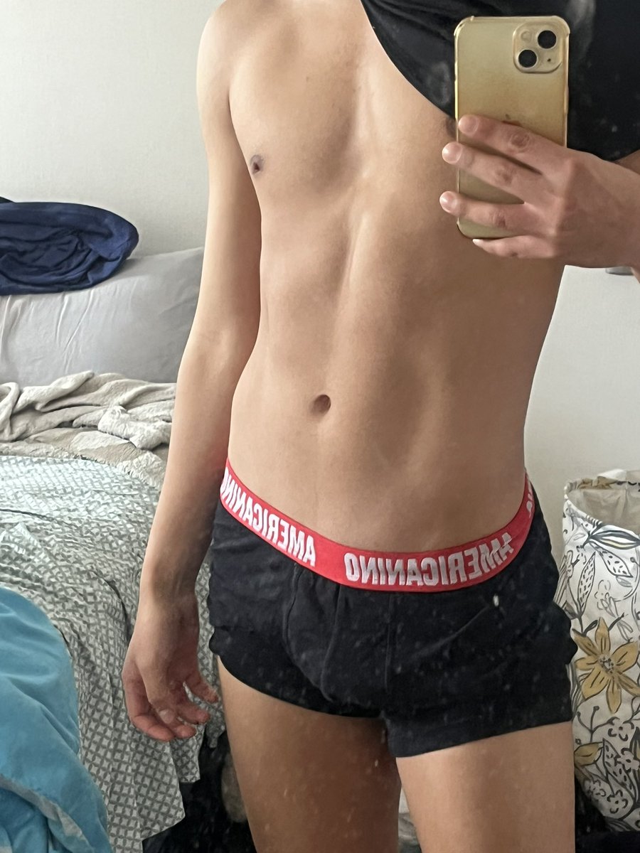 sesoim_350's tweet photo. Despertando 😗 https://t.co/FxXPy2uutp