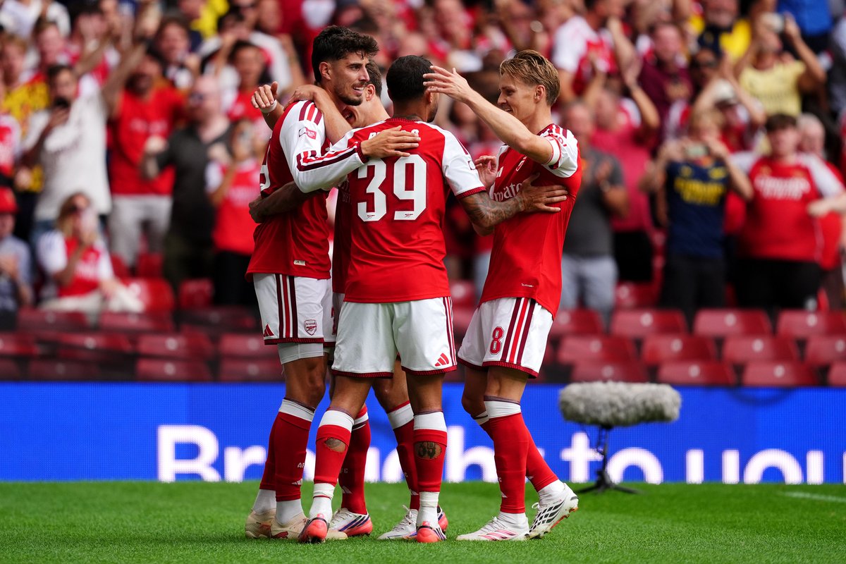 _BeFootball's tweet photo. 🚨🚨 OFFICIEL ! ARSENAL GIFLE MANCHESTER CITY ET REMPORTE LE COMMUNITY SHIELD 2026 !!!! 🏆❤️🤍

C'EST LE 18e REMPORTÉ PAR LES GUNNERS 🥇 https://t.co/aZrkqZtmOu