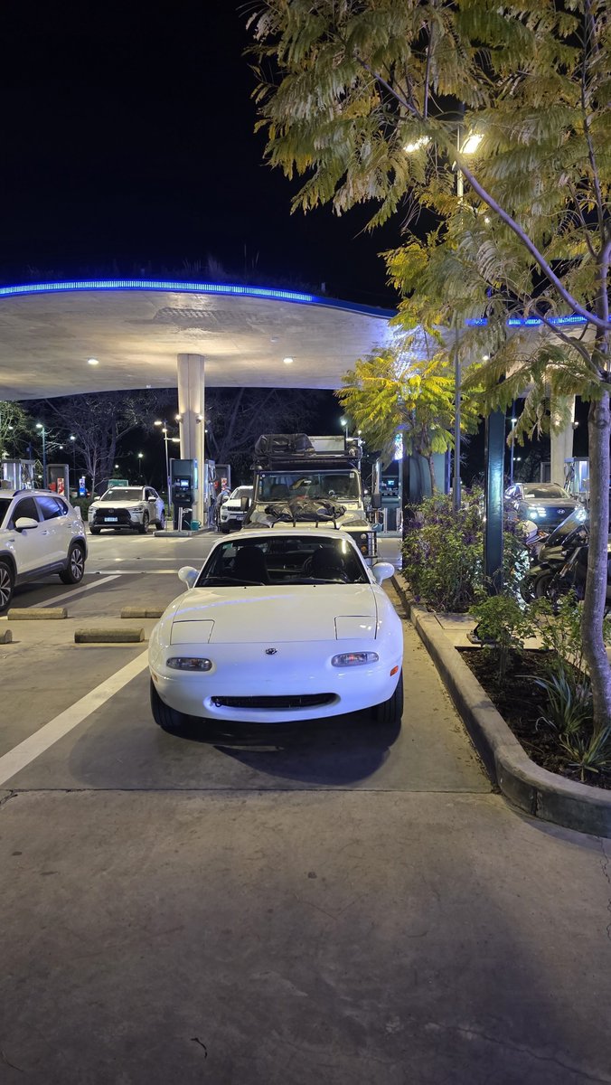nanomotorblog's tweet photo. Tu novio el que tiene auto de mina? https://t.co/Ogq14Lyozi