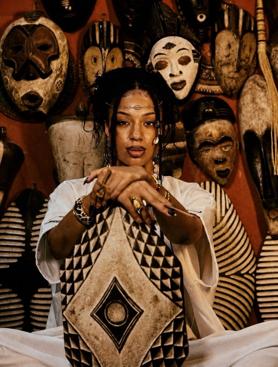 jiggsthecreator's tweet photo. afrocentric art✨ https://t.co/SNlbE1Vxon