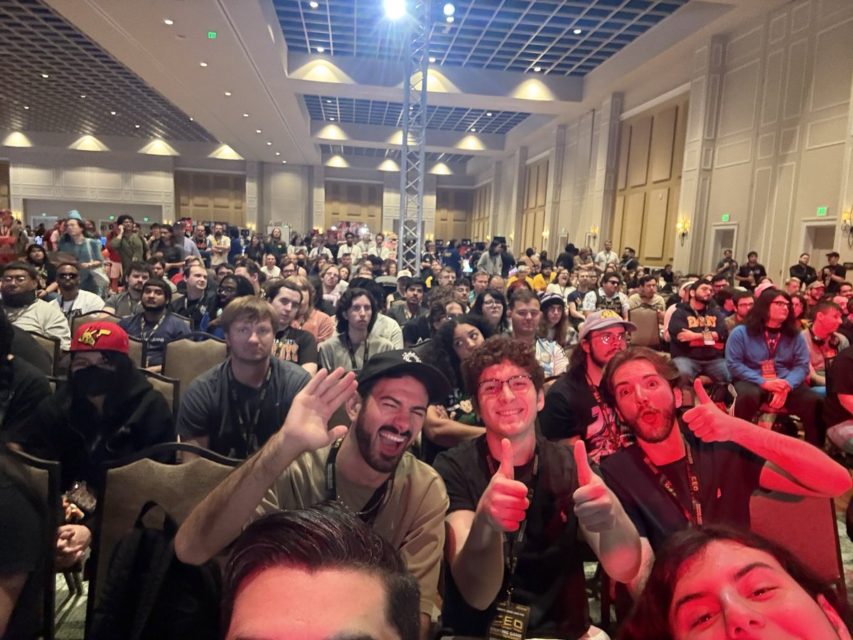 TheXIF's tweet photo. Even early on crowd is pretty big for Melee top 8 https://t.co/pQRaWJcQ4y